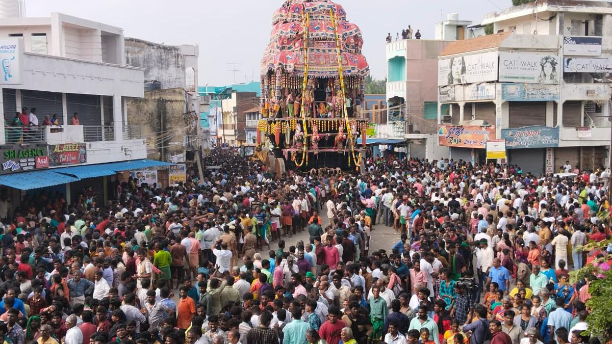 Masi’ car festival held in Tiruchendur