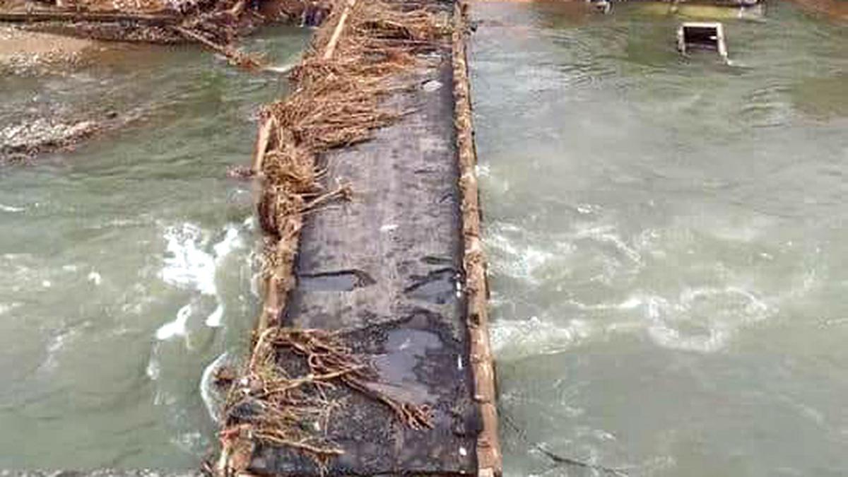 Work on new bridge at Cheruthoni nearing completion