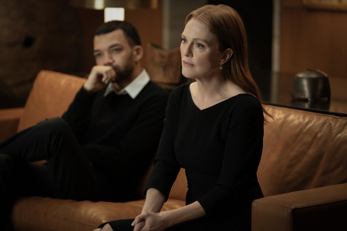 Justice Smith and Julianne Moore in a still from ‘Sharper’