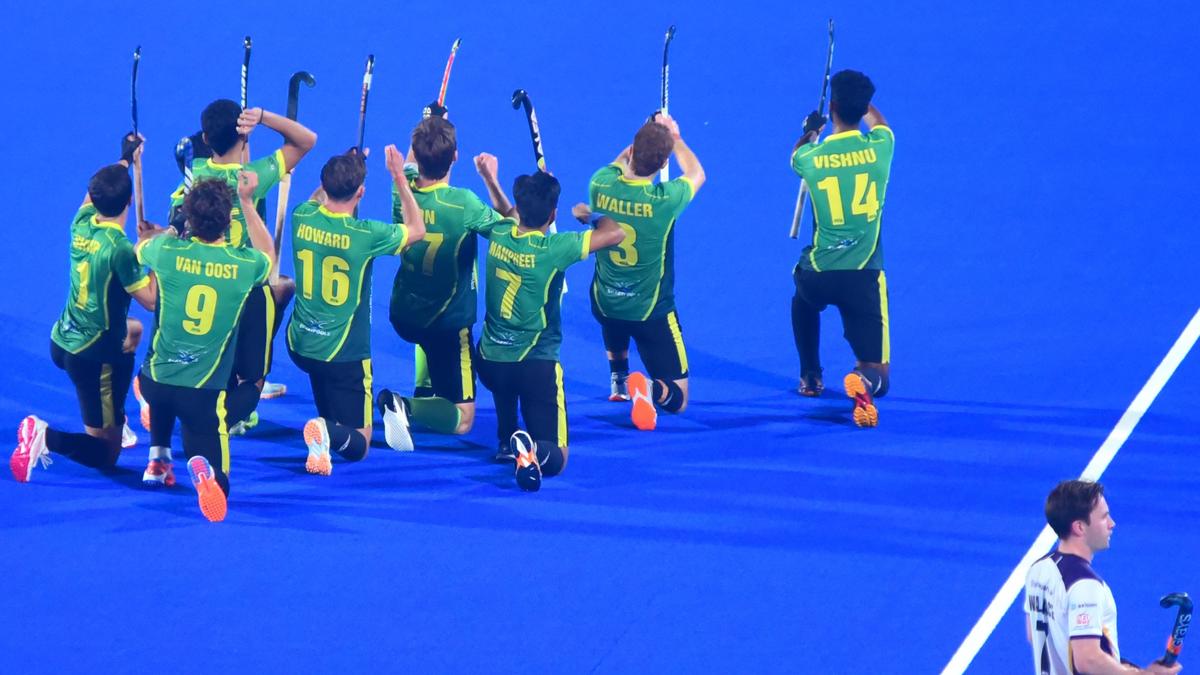 Boon’un numarası Royals’ı finale taşıdı