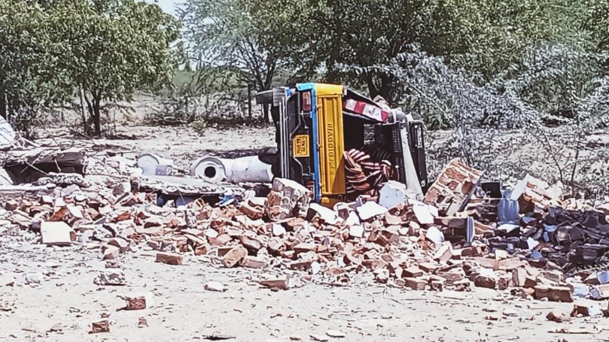 Autorickshaw driver killed, worker critically injured in blast at fireworks unit near Sivakasi