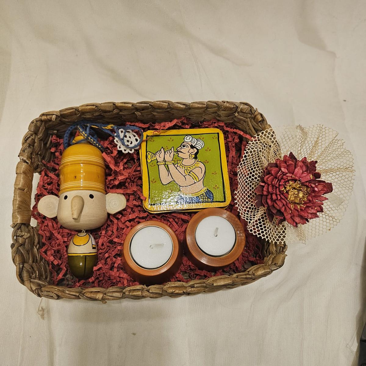 A sustainable Deepavali gift hamper by Gulab Tribe. 