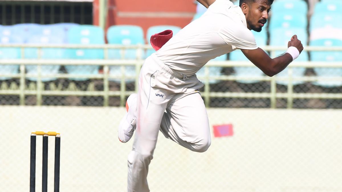 Ranji Trophy | Ishan shines for Bengal with a three-wicket burst