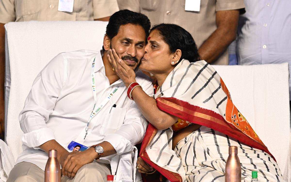 Andhra Pradesh CM Jagan unanimously elected as lifetime president ...