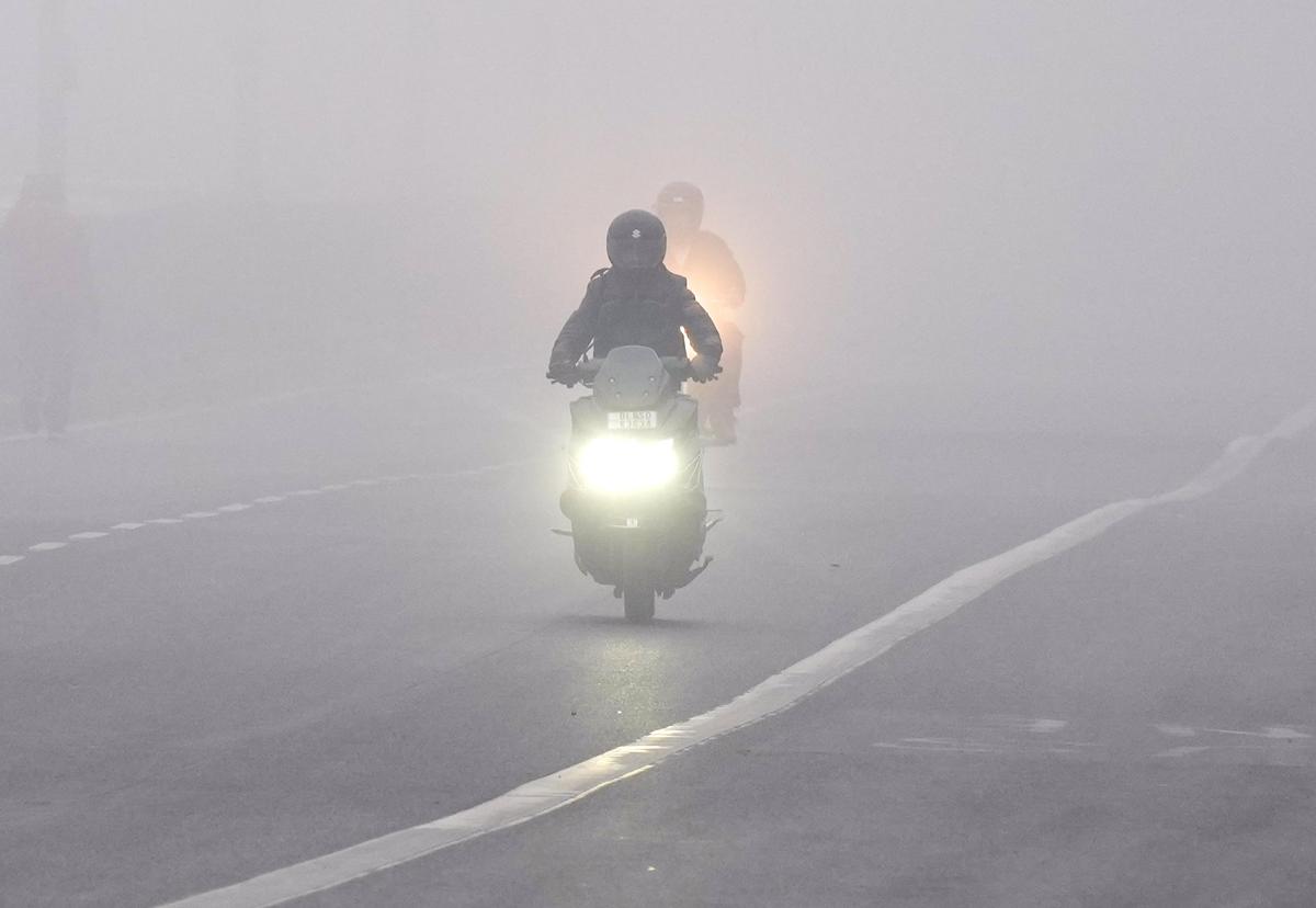 Schools up to Class 8 to remain shut for three days amid 'orange' alert for  dense fog in U.P.'s Bareilly - The Hindu