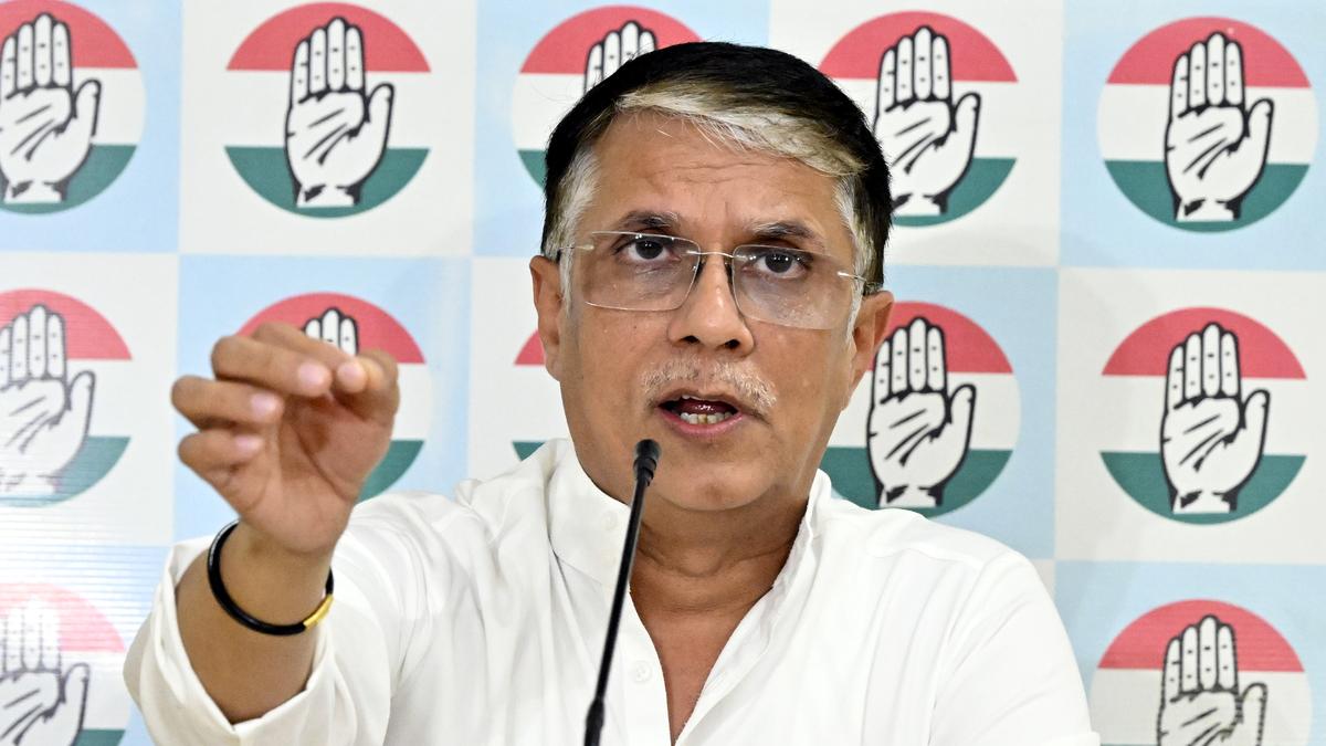 https://th-i.thgim.com/public/incoming/c27fn8/article69934334.ece/alternates/LANDSCAPE_1200/20_Pawan_Khera_14_08_Delhi.jpg