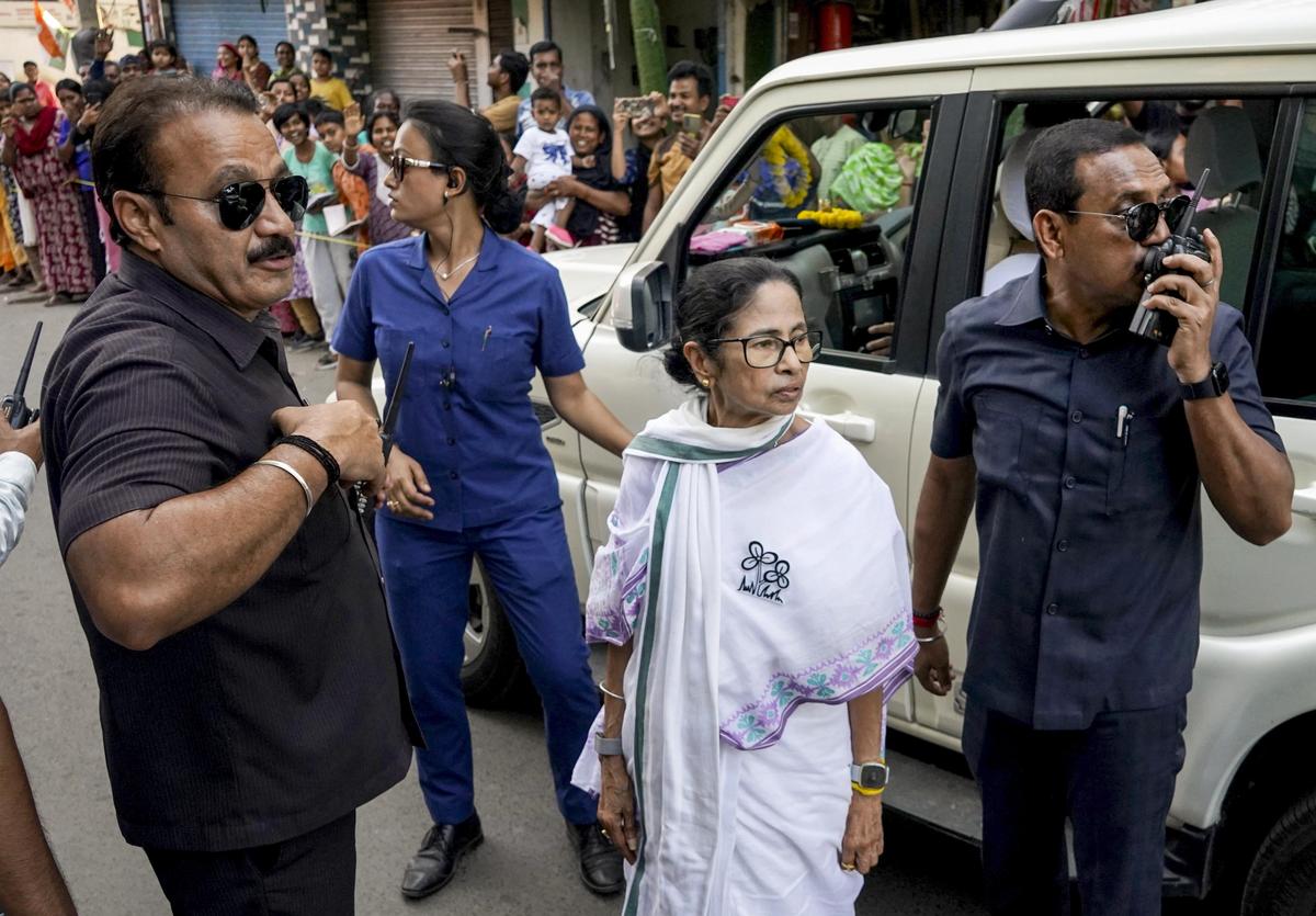 Mamata Banerjee demands PM’s resignation over silence on Pak’s ‘threat’ to strike Kolkata in future conflict