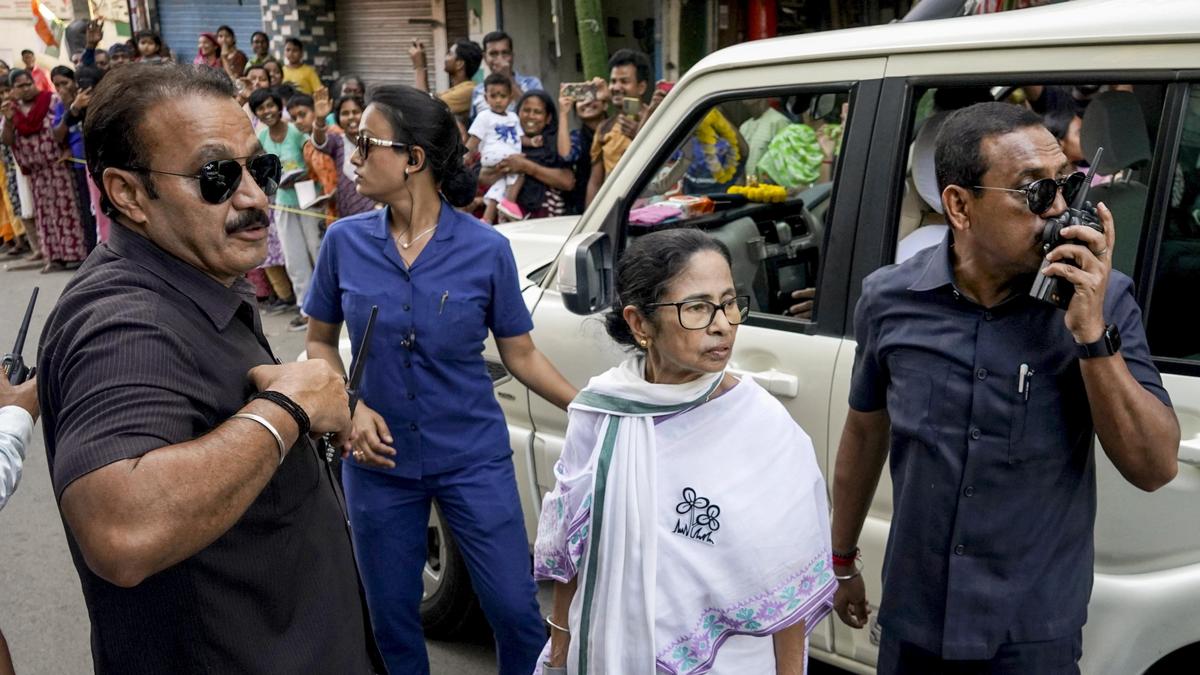 Mamata Banerjee demands PM’s resignation over silence on Pak’s ‘threat’ to strike Kolkata in future conflict