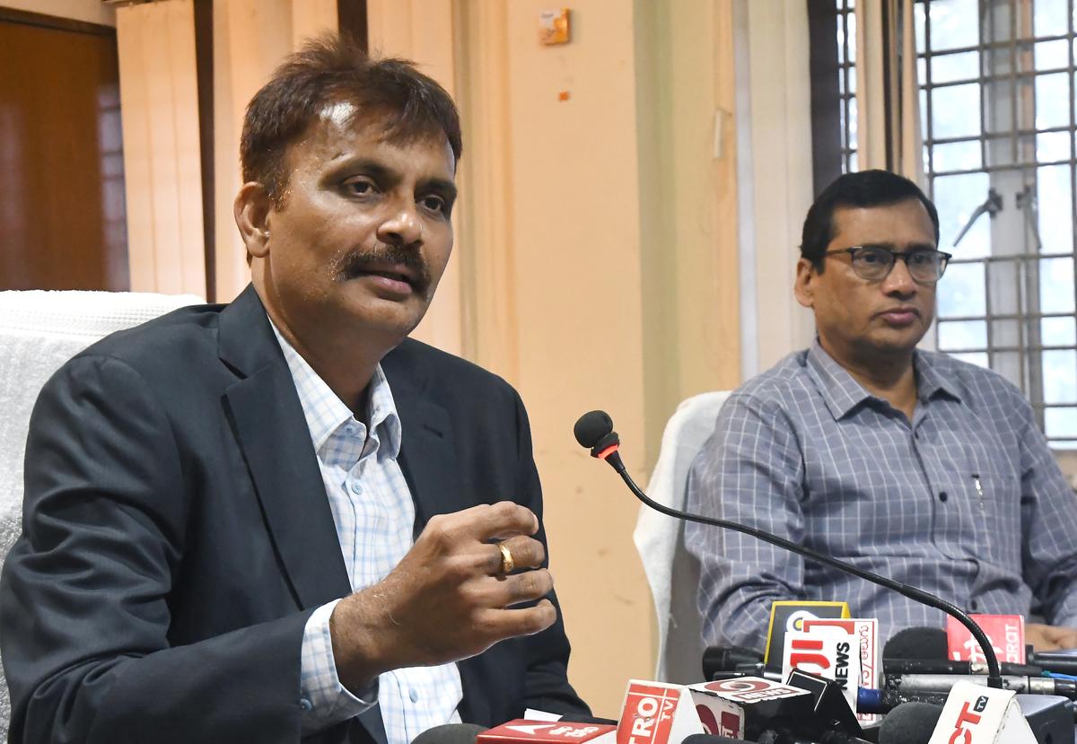 Andhra Pradesh Philatelic Exhibition to be organised in Visakhapatnam evoked good response from philatelists, says Postmaster General