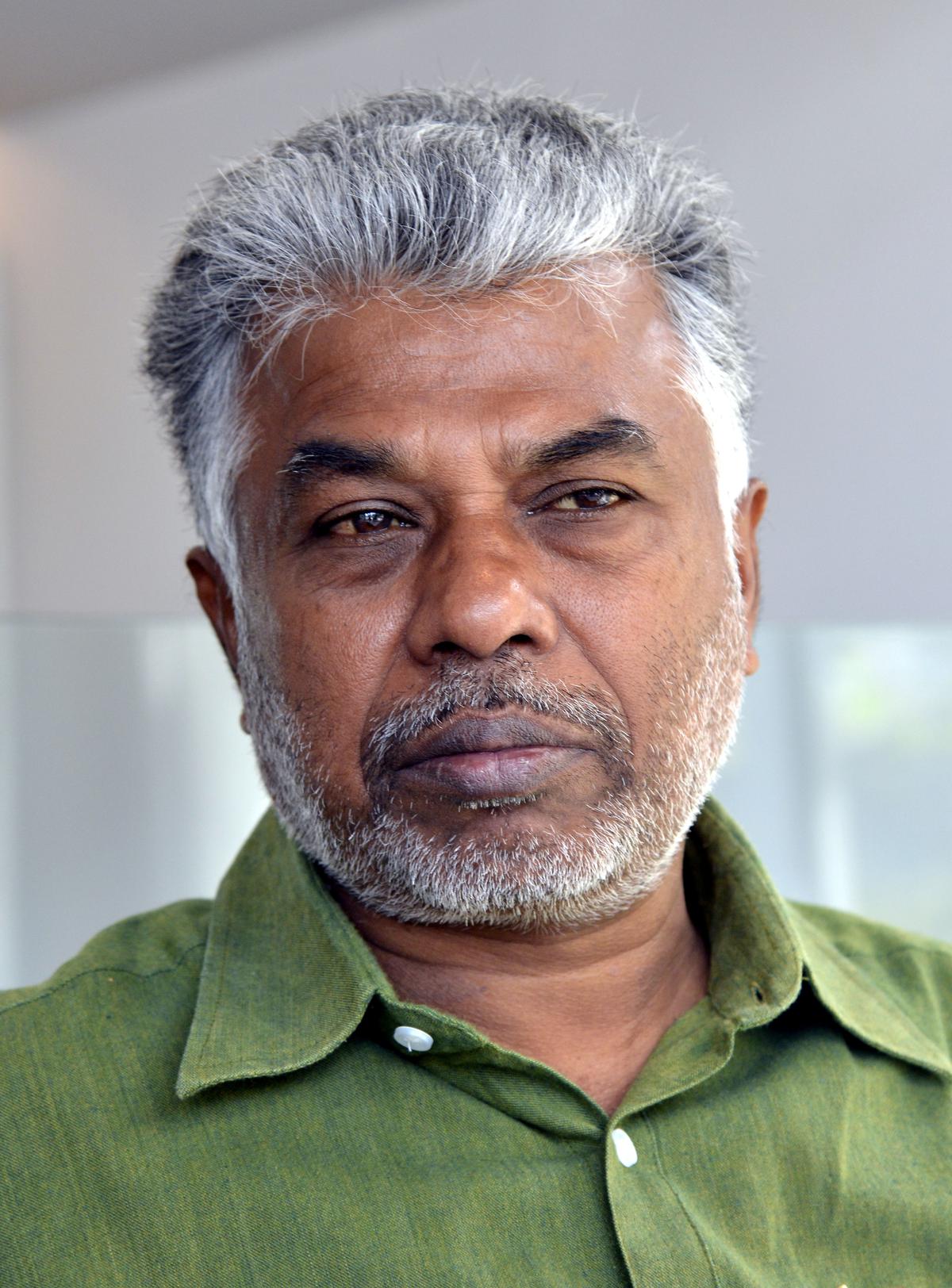 Author Perumal Murugan 