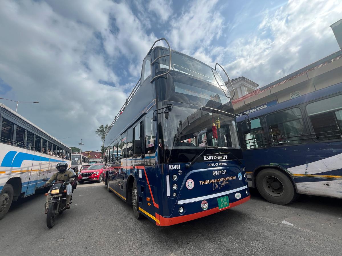 KSRTC's city ride Swift - Nagarakazhchakal takes passengers on a sightseeing trip through the city of Thiruvananthapuram in an open-top double-decker