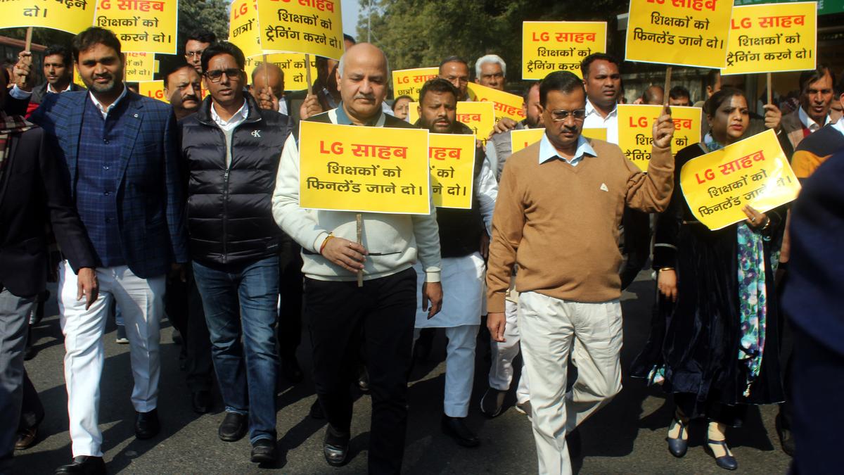 Centre-Delhi services row: Delhi government resorting to "protests and theatrics on the streets," Centre to Supreme Court