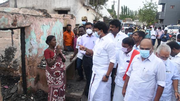 Man injured in fire dies at hospital