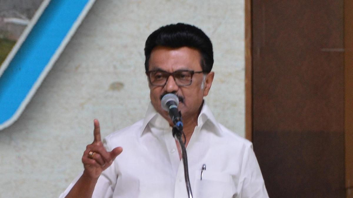 Switch over to reading from addiction to reels and shorts, says CM Stalin