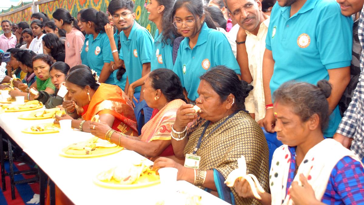 Eating competitions held as part of Ahara Dasara in Shivamogga