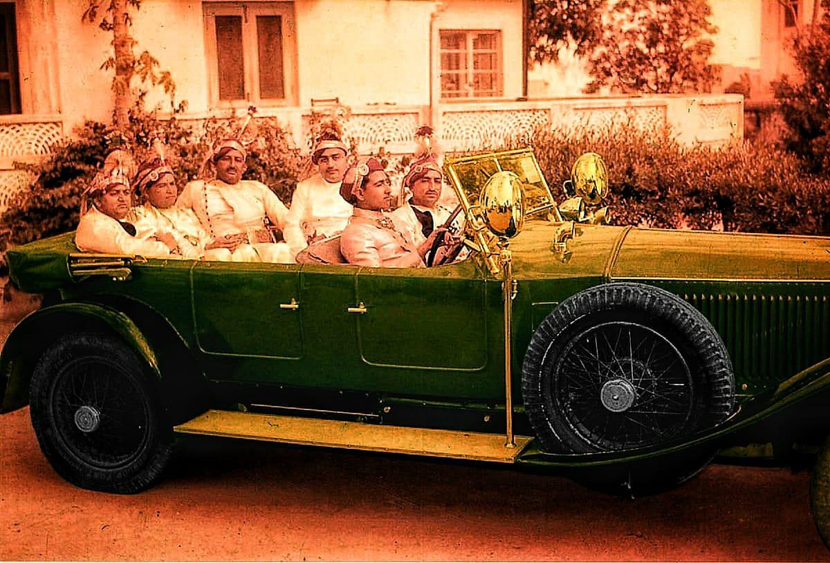 Senior nobles of Udaipur travelling in the Karjali family’s Rolls Royce to meet the Queen. 