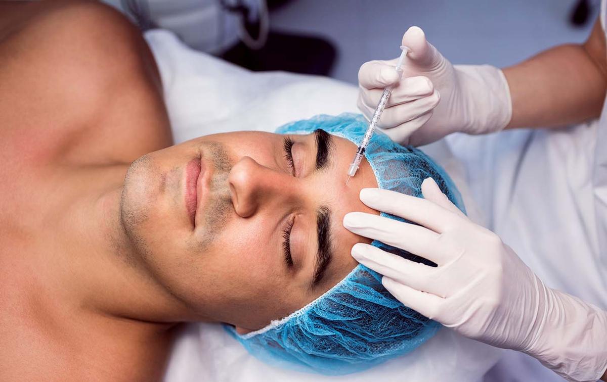 The problem with many of these ‘clinics’ is two-pronged: they are run by practitioners who are unqualified or not qualified to perform particular procedures, and they are unlicensed or unregistered and lacking tie-ups with full-fledged medical centres. Photograph used for representational purposes only