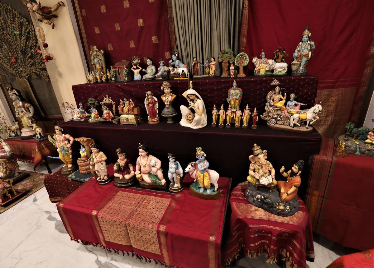 Terracotta kolu dolls that Renu restored and has now displayed in a sequential manner for her to give a commentary on Krishna avatar.         