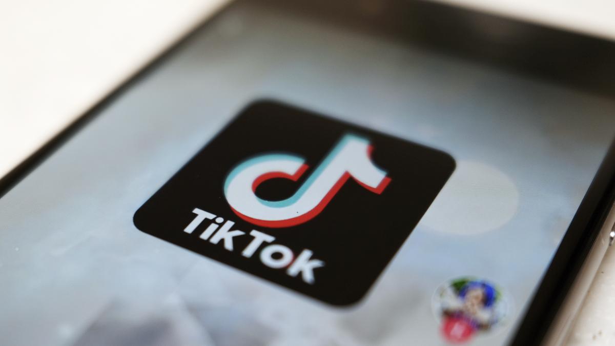 TikTok let through disinformation in political ads despite its own ban: Report