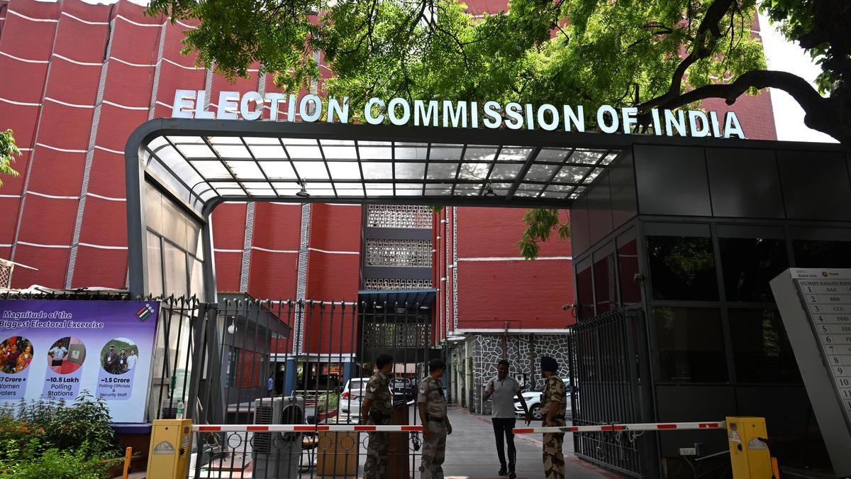 Election Commission of India officials to begin review of SIR work in T.N. from November 24