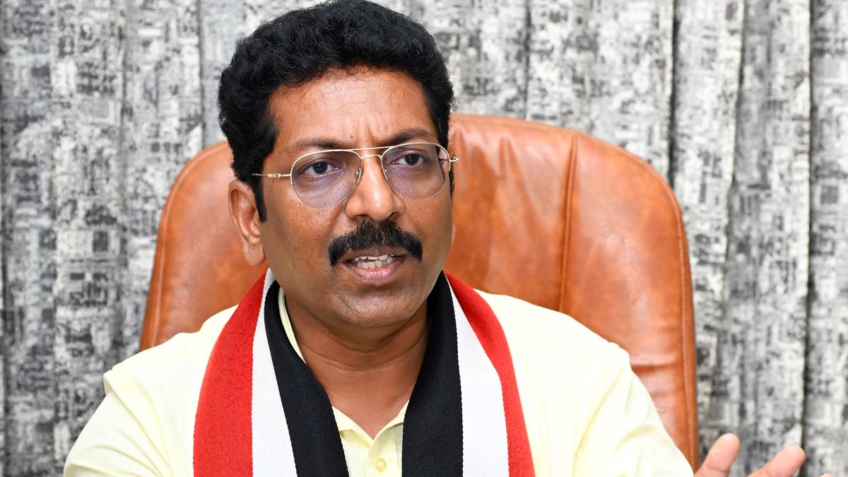 Su. Venkatesan is a twitter politician, says P. Saravanan