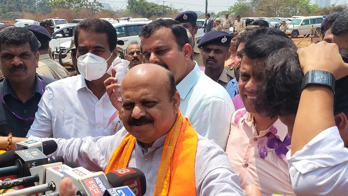 Karnataka CM describes guarantee card of Congress as nothing but a visiting card