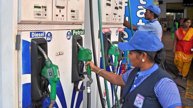 HPCL reports record loss of ₹10,196 crore on petrol, diesel price freeze