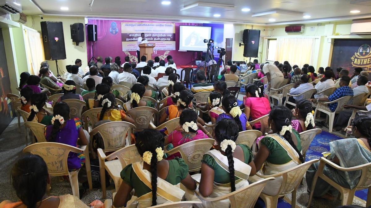 Educational institutions must be free of caste outfits, says academician at Tirunelveli