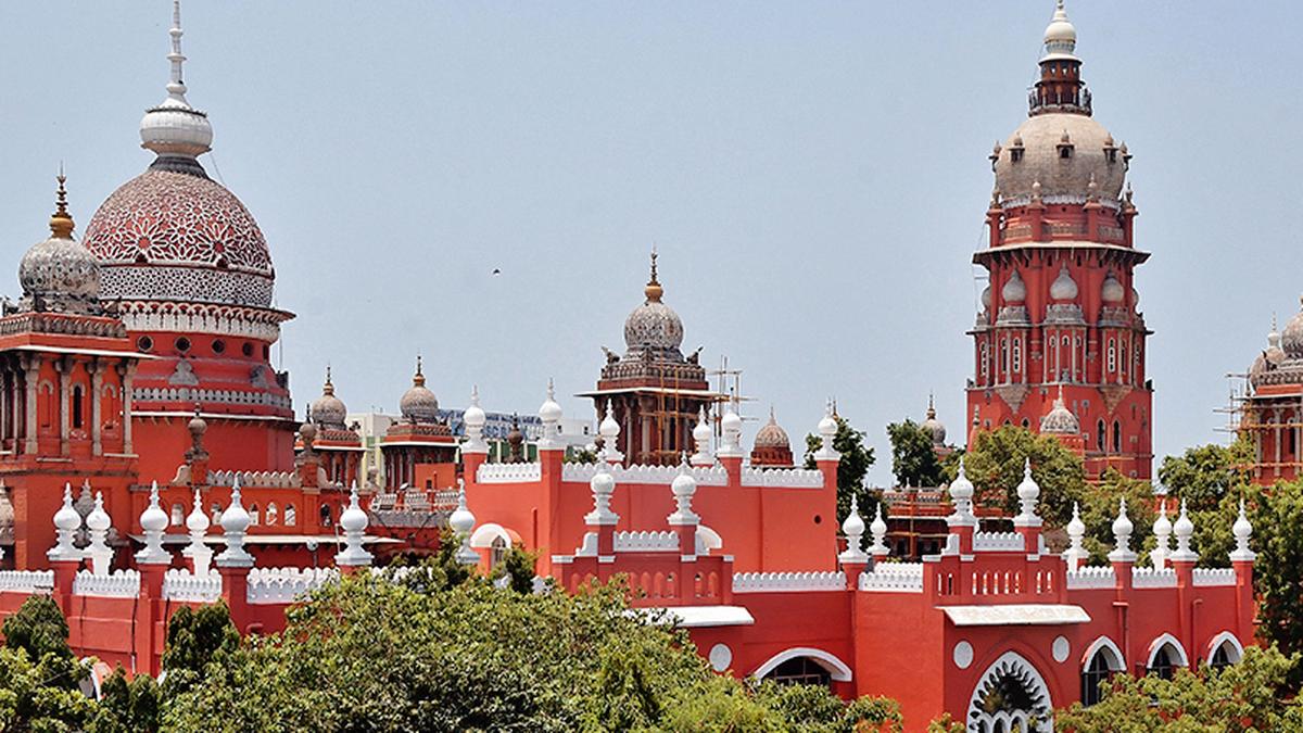 Tamil Nadu Govt. has begun issuing lease termination notices to beach sand miners, Madras High Court told