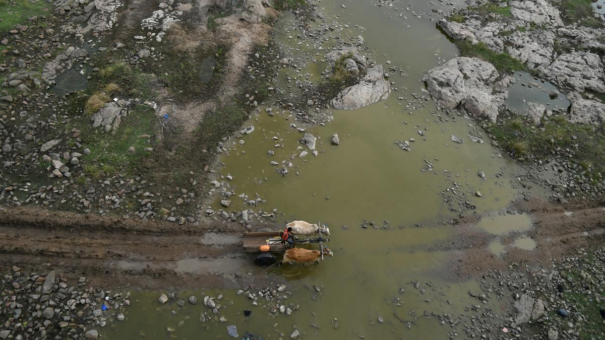 HC issues notices to Telangana government over illegal sand mining in Kamareddy, granite mining in Karimnagar