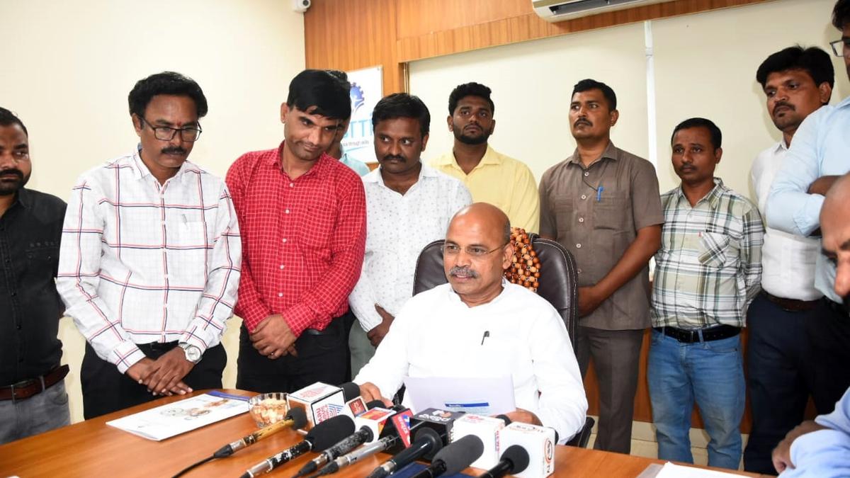 Yuva Nidhi registration to be launched in Karnataka on December 26, DBT launch on January 12