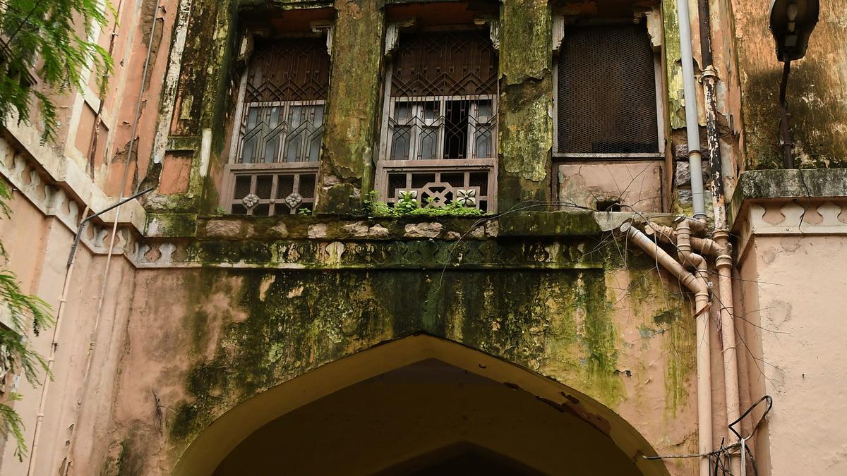 Experts propose preservation plan for Osmania General Hospital amid demolition debate