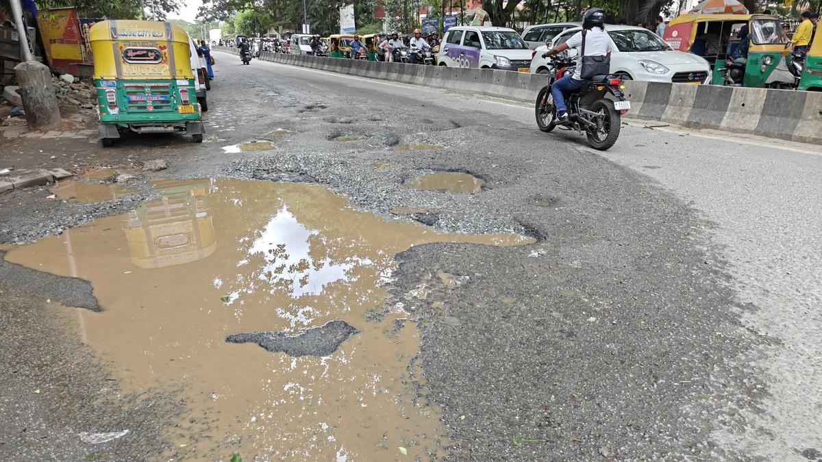 Deputy CM D.K. Shivakumar inspects pothole filling work in Bengaluru, urges citizens to report on ‘gundi gamana’ app