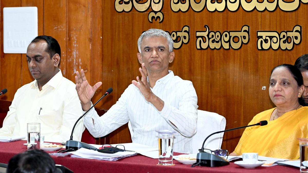 Efforts to minimise litigation over properties are on, says Krishna Byre Gowda during meet in Shivamogga