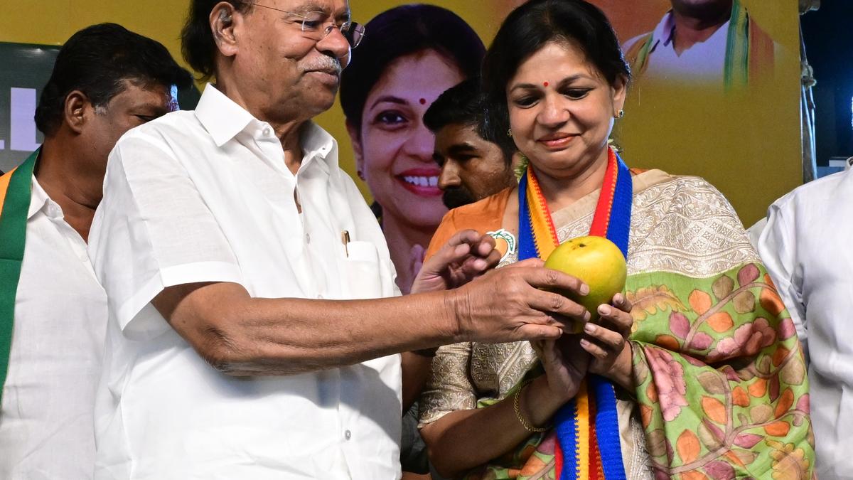 Sowmiya Anbumani, the star candidate of PMK who hopes to get the party across the line in Dharmapuri