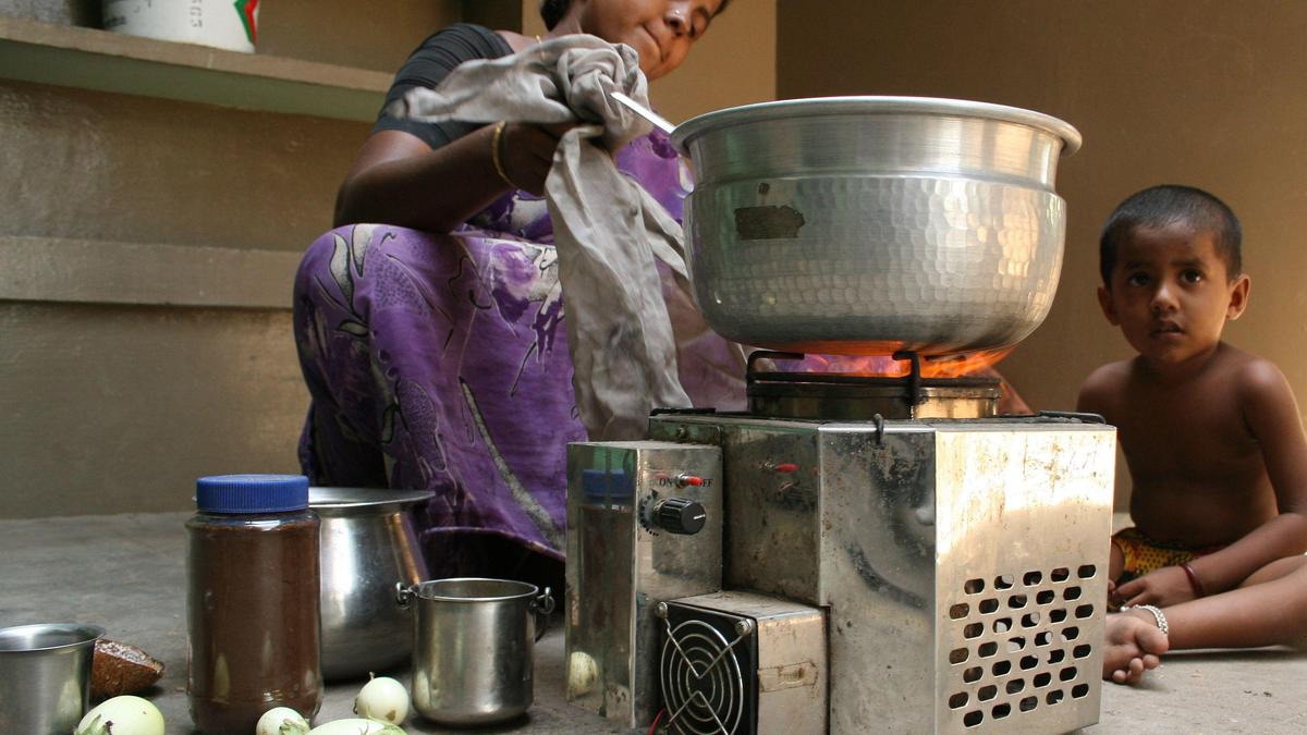 Are biomass stoves a cleaner, cheaper alternative to LPG?