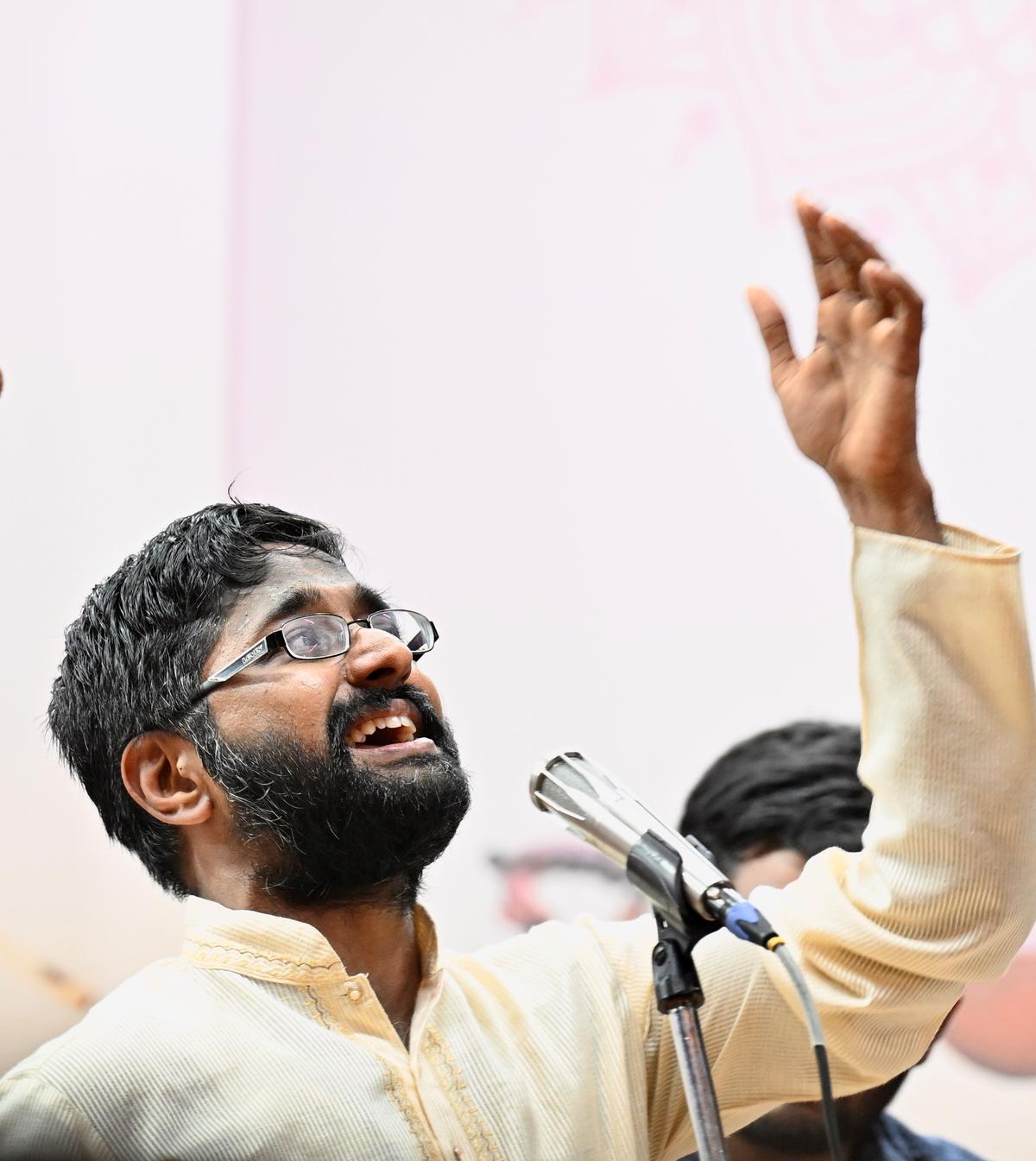 अभिषेक रघुराम की वराली न केवल इत्मीनान से बनाई गई थी, बल्कि कम-चार्टेड पाठ्यक्रम का भी पालन किया गया था। 