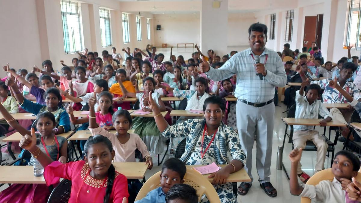 Summer science festival for school students held in Nagapattinam