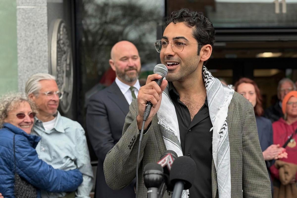 Mohsen Mahdawi speaks outside the courthouse after a judge released the Palestinian student activist on Wednesday, April 30, 2025 in Burlington, Vt. Mohsen Mahdawi speaks outside the courthouse after a judge released the Palestinian student activist on Wednesday, April 30, 2025 in Burlington, Vt.