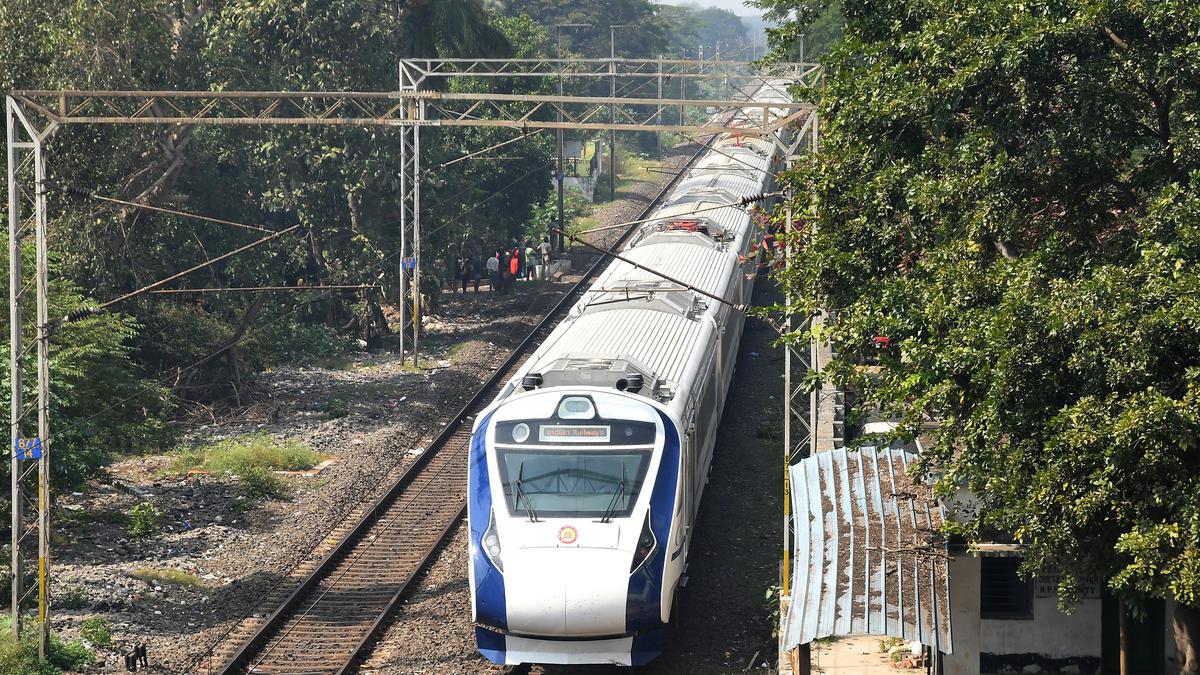 Union Railway Minister Vaishnaw announces change in cleaning system for Vande Bharat trains after passengers flag issue of litter