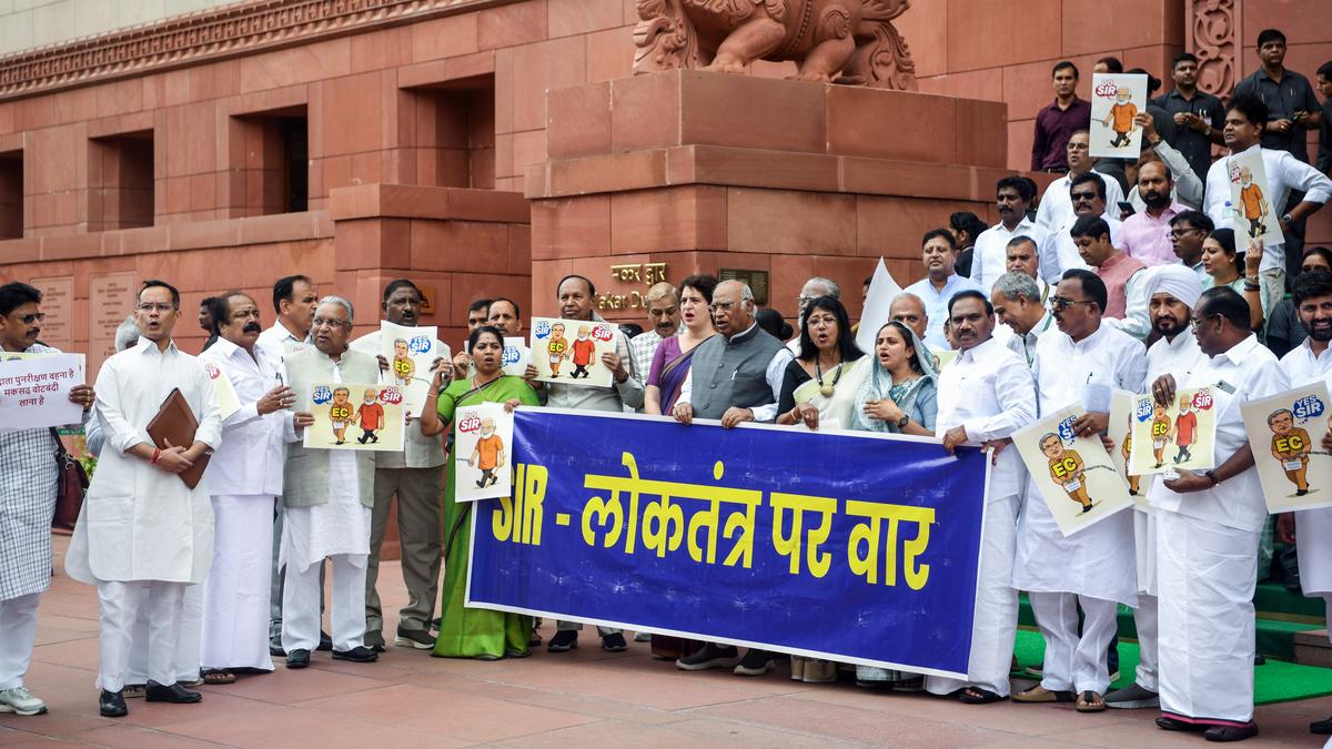 Bihar draft electoral rolls published by ECI include 7.24 crore names, showing a drop of 65 lakh voters