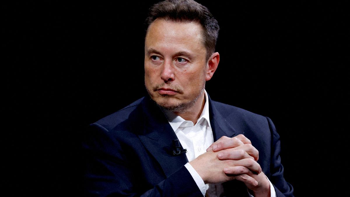 Elon Musk announces SpaceX to launch first Starships to Mars in two years