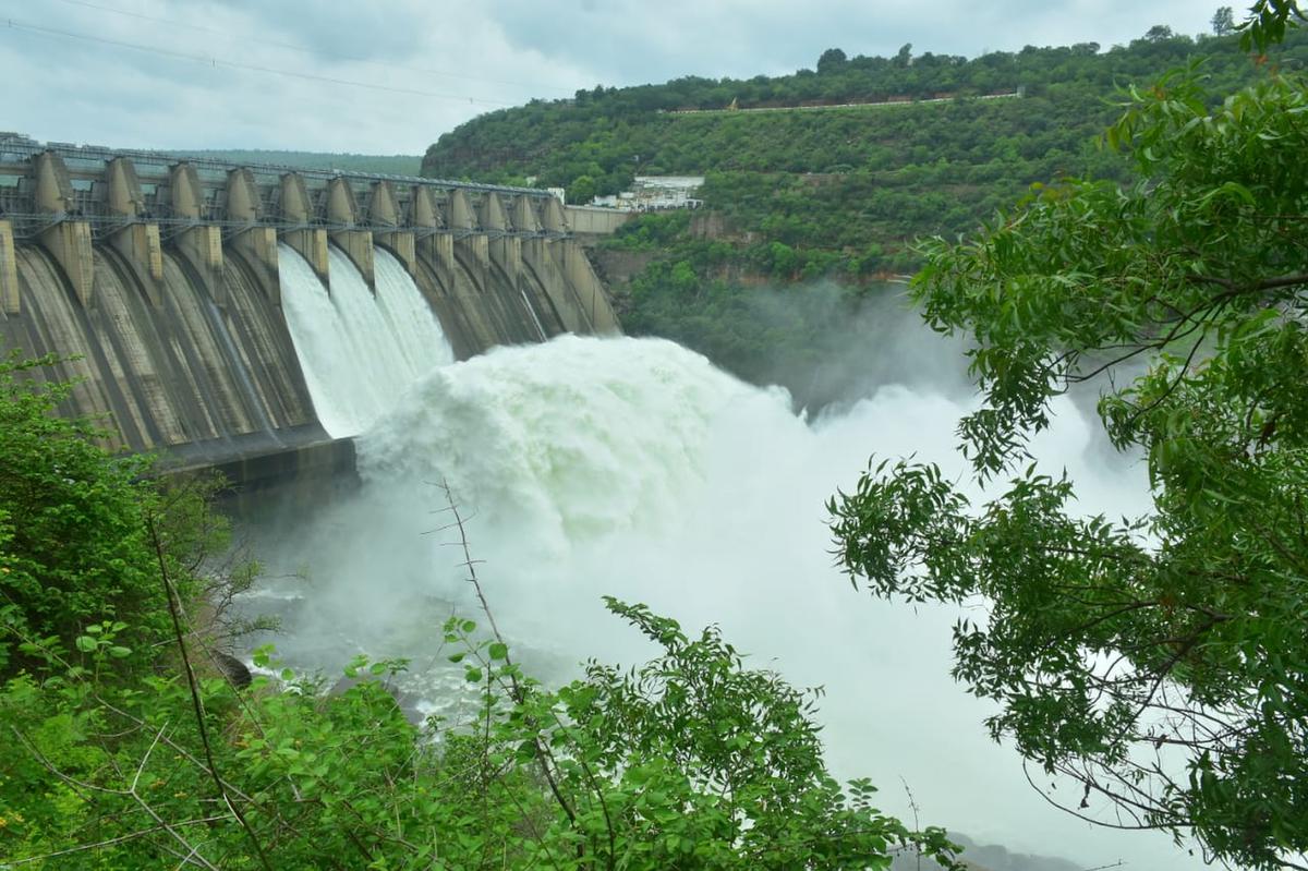 Andhra Pradesh: Minister releases water into the Krishna from Srisailam reservoir - The Hindu