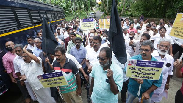 Faithful submit list of demands submitted to Syro-Malabar Synod