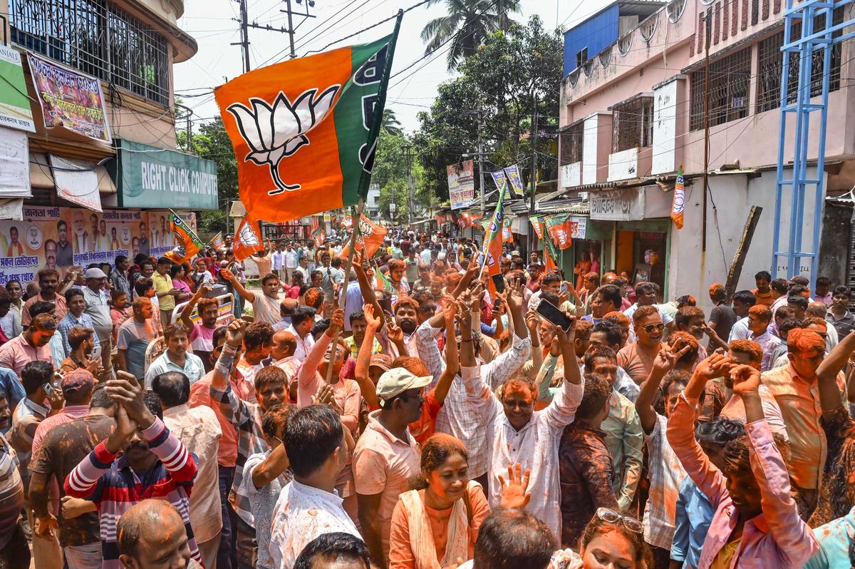 BJP Workers Celebrating