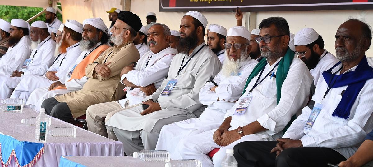 Religious leaders participated in Idgah Maidan protesting the 2025 WAQF (Amendment) Act on Saturday in Maiseru.