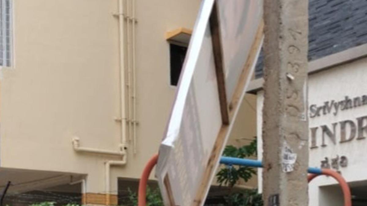 BBMP cracks down on illegal flex boards, files 12 FIRs