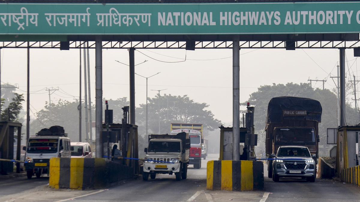 Cash transactions at NH toll plazas likely to be discontinued