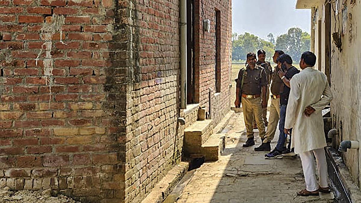 Police shoot dead man accused of murdering two minors in Uttar Pradesh