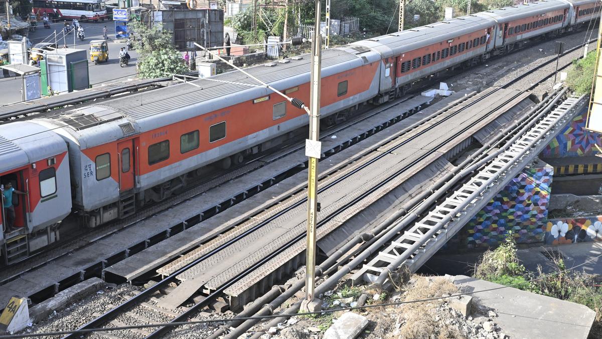 Vijayawada railway division to achieve 100% electrification of tracks soon